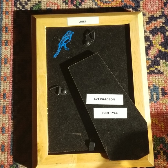 Minimalist Line Drawing - Picture 3 of 3